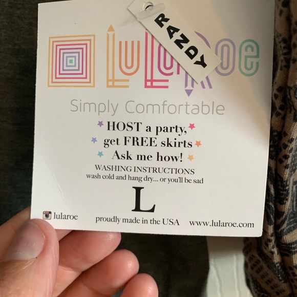 LulaRoe Randy tee large - Picture 2 of 5